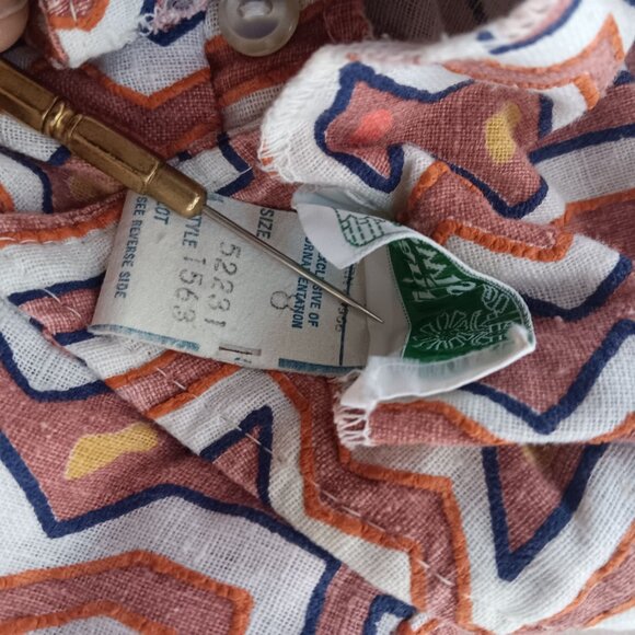 Vintage Womens Medium Aztec Shirt Button-Up Geometric Abstract Boho 1970's Mom - Picture 9 of 9